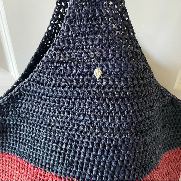 Helen Kaminski Raffia Bucket Beach Resort Red and Blue Bag - Picture 2 of 7